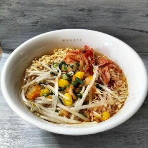 ♥　キムチ＆ネギ＆もやしチキンラーメン　♥